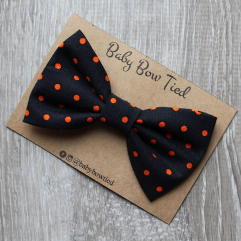Black Polka Dot Bow Tie