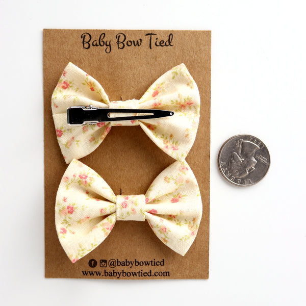 Cream Floral Fabric Pigtail Clips