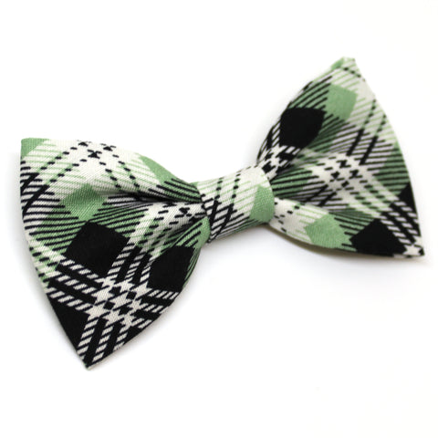 Green + Black Plaid Bow Tie